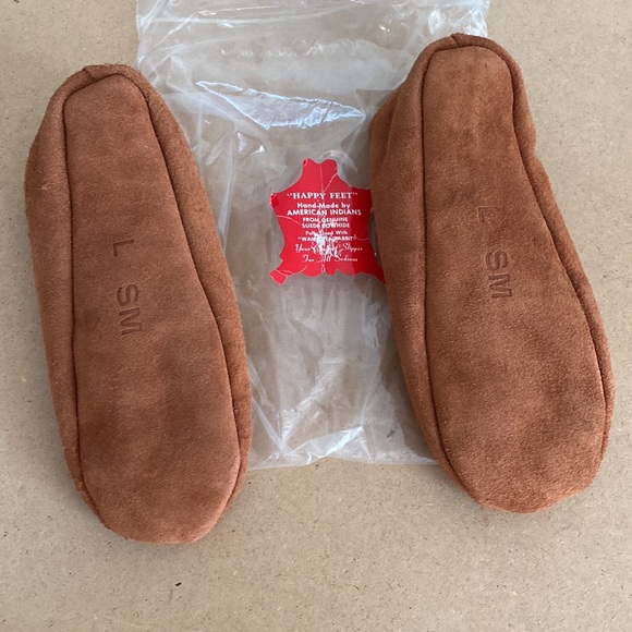 VTG “Happy Feet” Ladies Small Suede. Fully Lined. - Picture 2 of 5